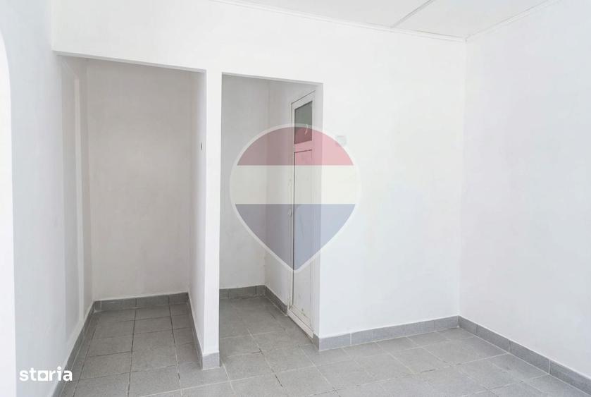 Spațiu comercial, de 50 mp, în Central