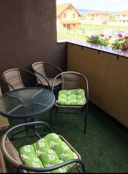 Apartament cu 3 camere semidecomandat în Exterior Vest