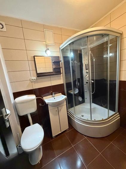 Garsonieră decomandată în Lipovei