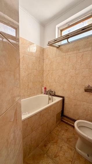 Apartament cu 3 camere decomandat, mobilat în Ultracentral