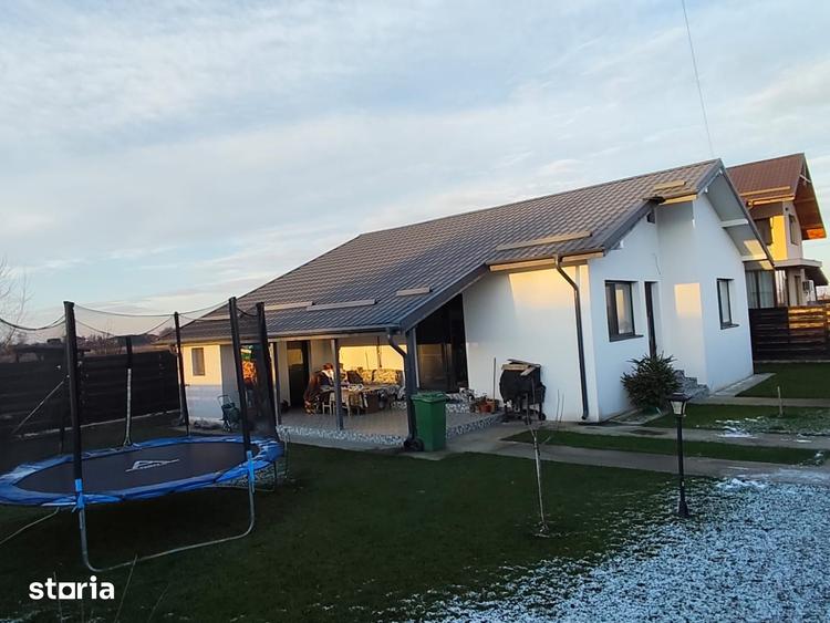 Casă cu 3 camere cu Teren 344 Mp în Cosoba