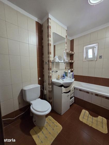 Apartament cu 4 camere decomandat în Ultracentral