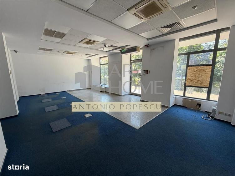 Spațiu comercial, de 144 mp, în Malu Roșu
