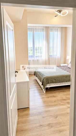 Apartament cu 3 camere semidecomandat, mobilat în Băneasa