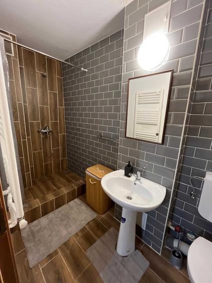 Apartament cu 2 camere decomandat în Ultracentral