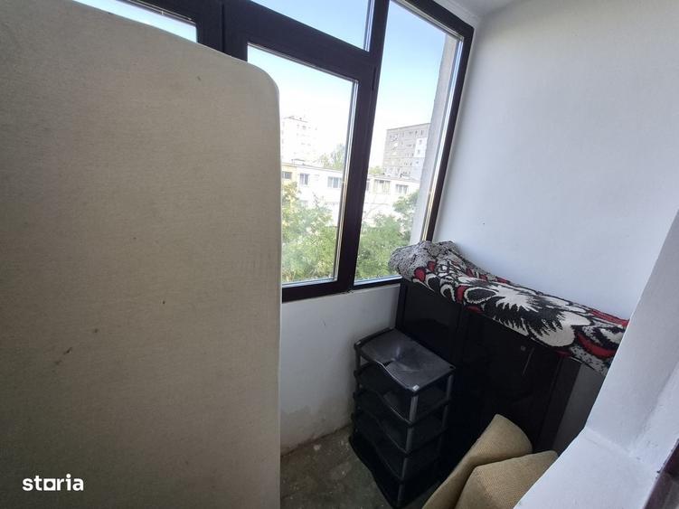 Apartament cu 2 camere nedecomandat în Mircea cel Bătrân