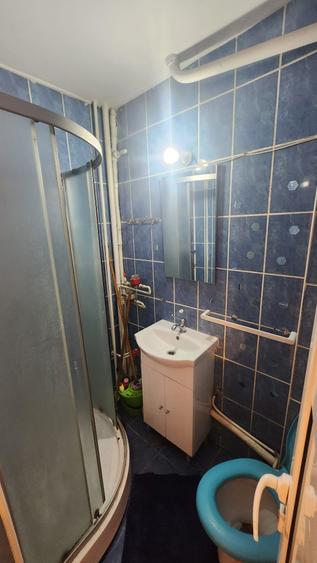 Apartament cu 2 camere în Podu Roș