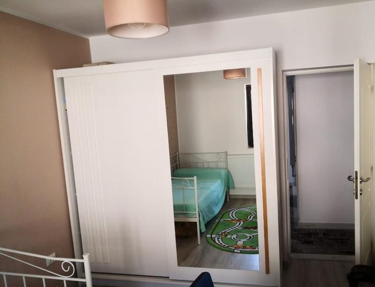 Apartament cu 3 camere decomandat, mobilat în Lunca Cetățuii