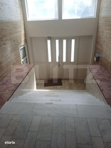 Spațiu comercial, de 850 mp, în Central