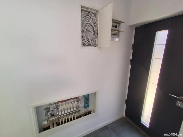 Casă cu 5 camere cu Teren 389 Mp în Valea Adâncă
