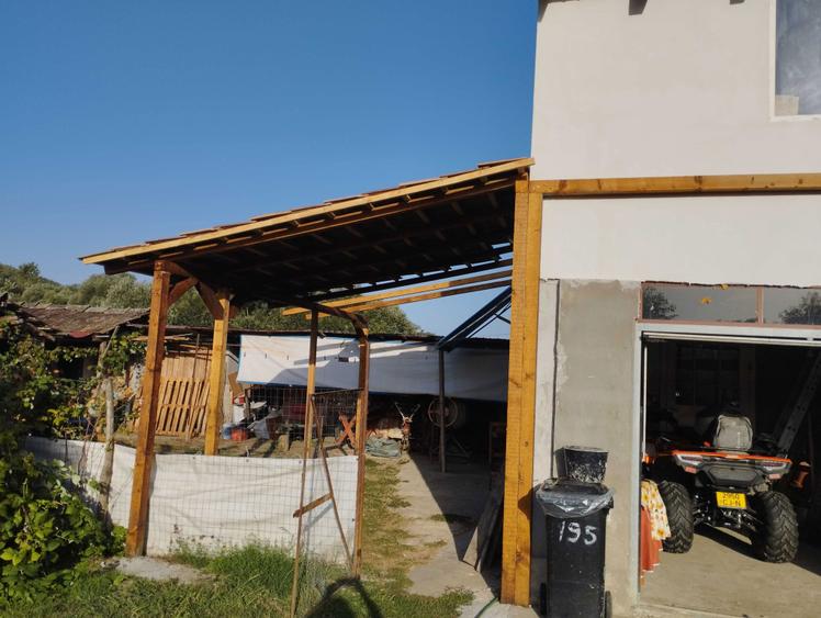 Casă cu 3 camere în Dragu