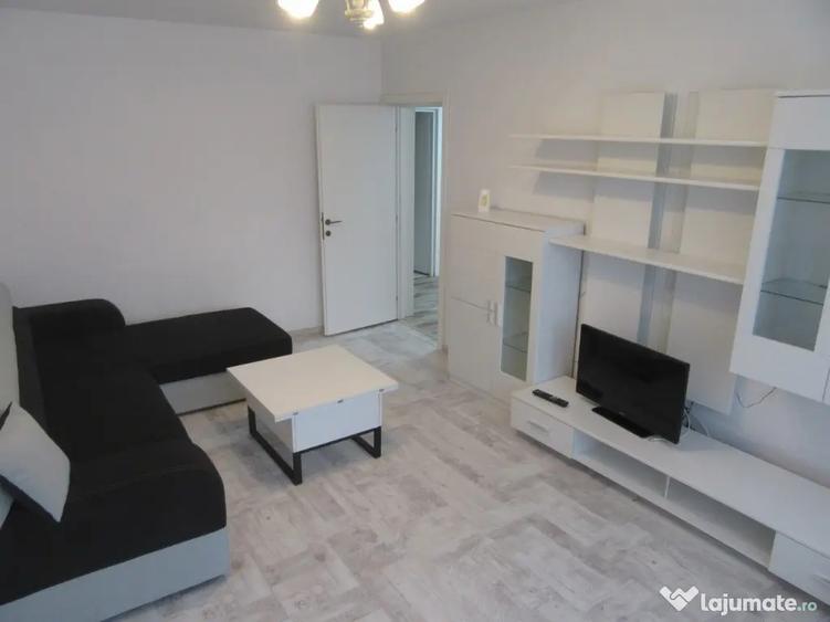 Apartament cu 3 camere decomandat în Nord