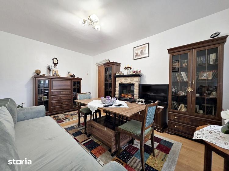 Apartament cu 4 camere semidecomandat în Militari