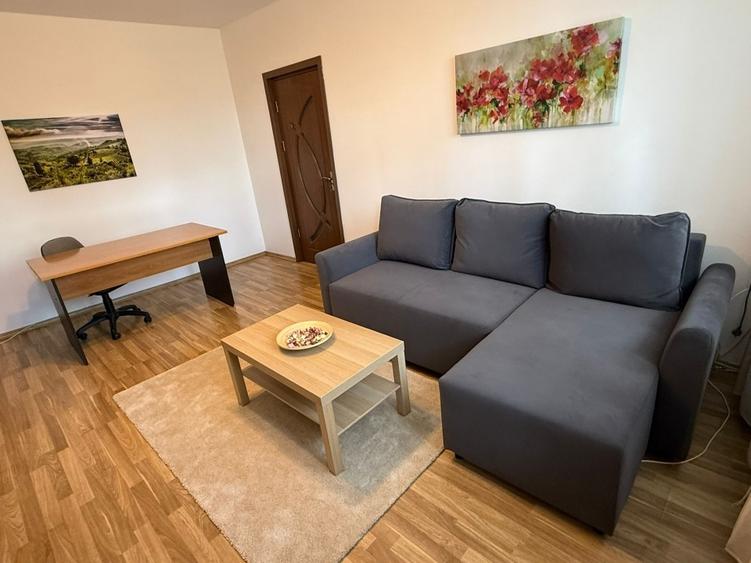 Apartament cu 2 camere semidecomandat, mobilat în Domenii