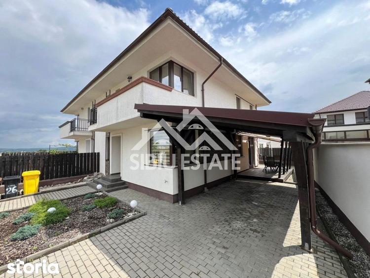 Casă cu 4 camere cu Teren 215 Mp în Central