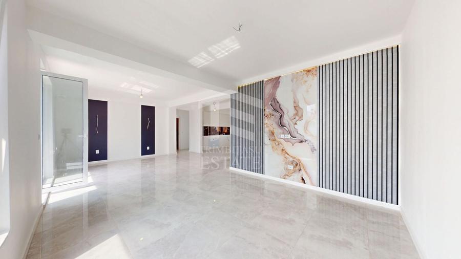 Casă individuală cu 4 camere cu Canalizare în Domnești