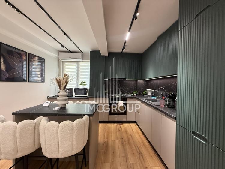 Apartament cu 2 camere decomandat, mobilat în P-ța Mihai Viteazul