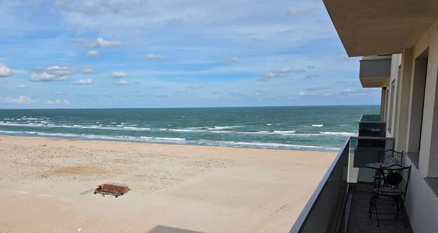 Apartament cu 2 camere semidecomandat, mobilat în Nord