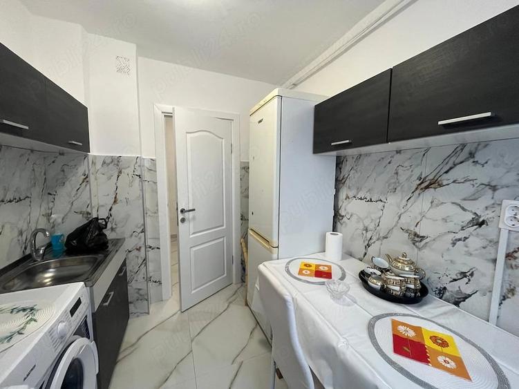 Apartament cu 2 camere semidecomandat în 9 Mai