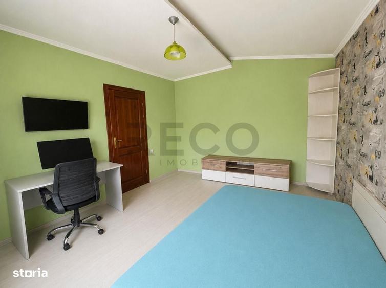 Casă cu 4 camere cu Teren 1240 Mp în Podgoria