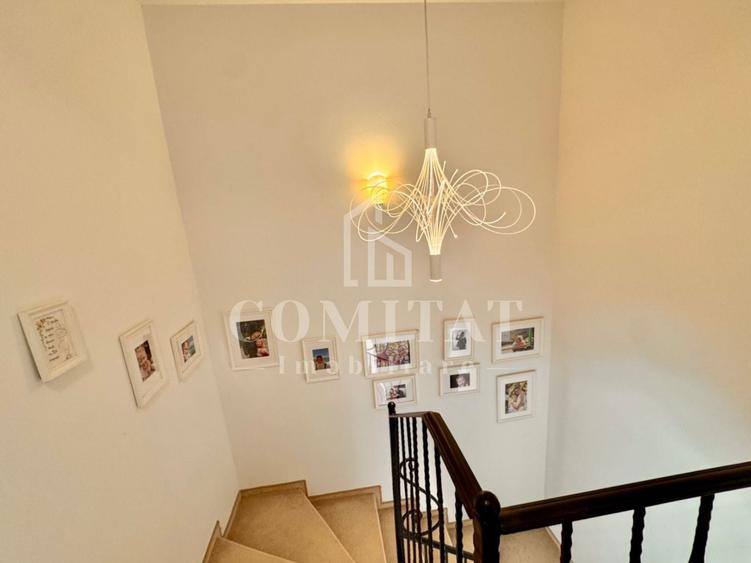 Duplex cu 4 camere cu Canalizare în Florești