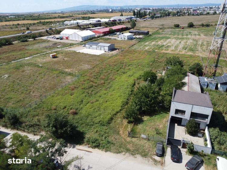 Teren de 5000 mp, în Central