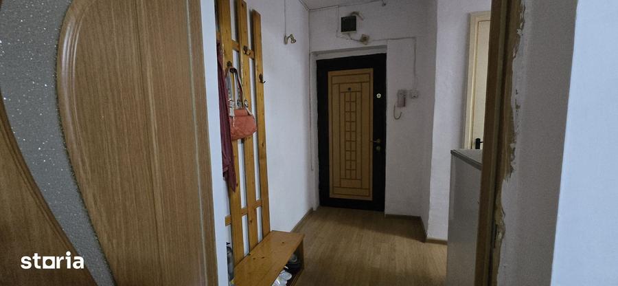Apartament cu 2 camere în Micro 9