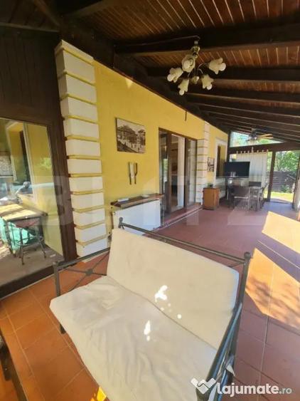 Casa individuala, 4 camere, 219 mp, 520 mp de teren, zona cu - 10