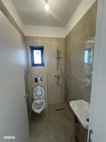 Casă cu 3 camere cu Teren 450 Mp în Central