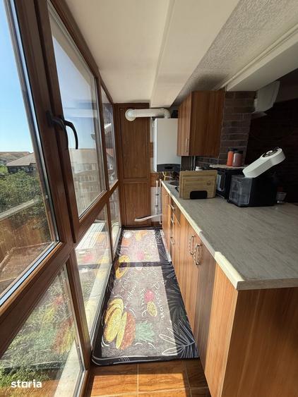 Apartament cu 3 camere decomandat în Soarelui