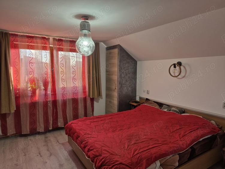 Casă cu 4 camere cu Teren 499 Mp în Central