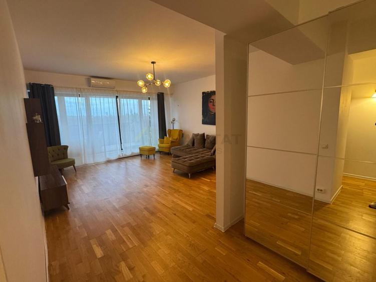 Apartament cu 2 camere, mobilat în Central