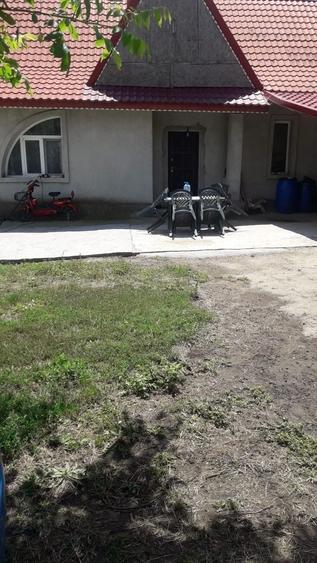 Casă cu 4 camere în Ștorobăneasa