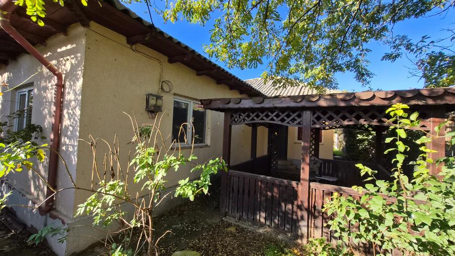 Casă individuală cu 3 camere cu Teren 400 Mp în Valu lui Traian
