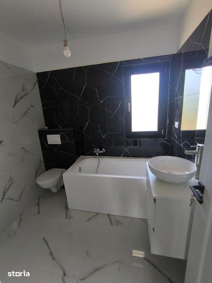 Casă cu 4 camere cu Teren 325 Mp în Valea Adâncă