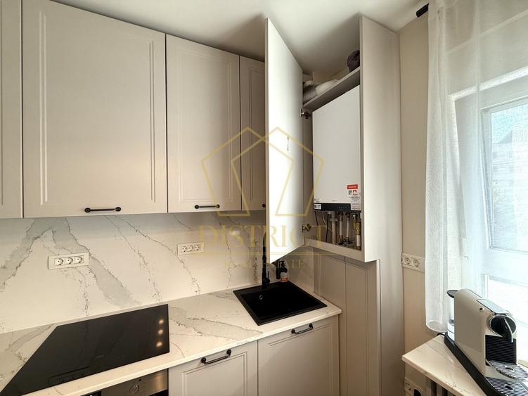 Apartament cu 3 camere decomandat, mobilat în Bălcescu