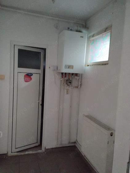 Spațiu comercial, de 95 mp, în Curtea de Argeș