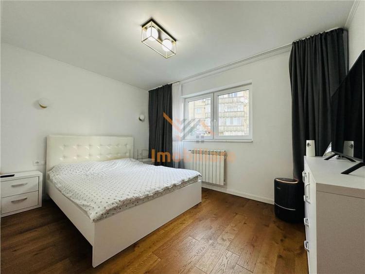 Apartament cu 4 camere decomandat în Nufărul