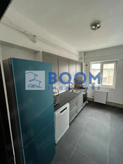 Apartament cu 3 camere decomandat în Ostroveni