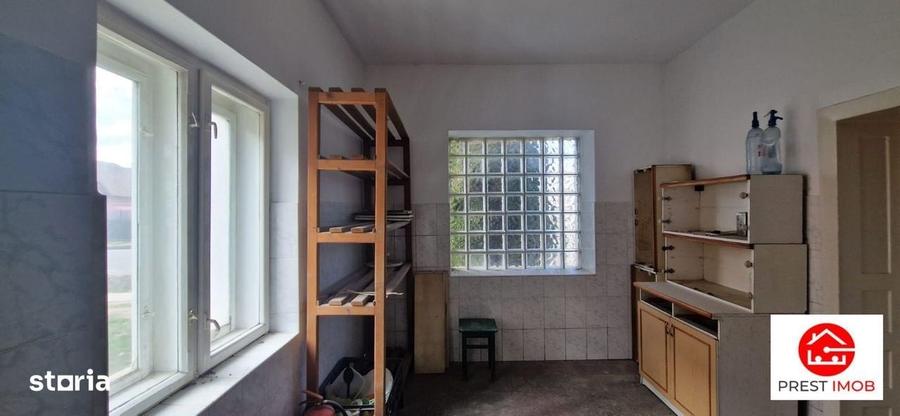 De vanzare casa(fosta brutarie) in Ernei, Mures - 3