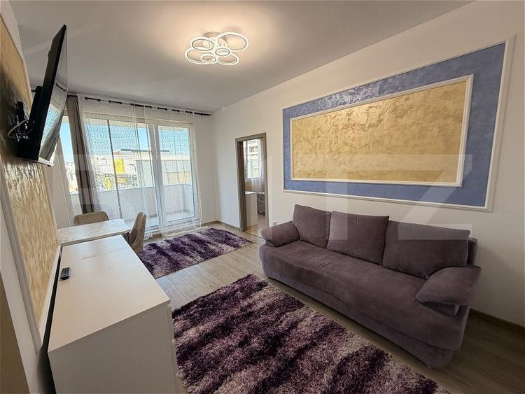 Apartament cu 2 camere semidecomandat, mobilat în Florești