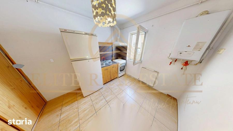 Apartament cu 3 camere decomandat în Coiciu