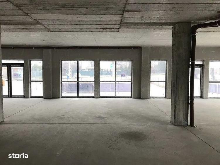 Spațiu comercial, de 125 mp, în Florești