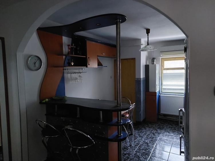 Apartament cu 4 camere decomandat în Ocna Mureș
