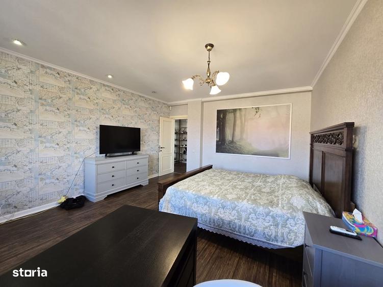 Casă cu 4 camere în Vânători