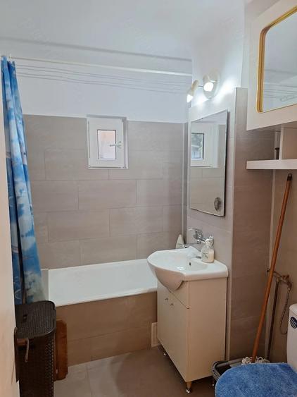 Apartament cu 2 camere decomandat în Paltiniș