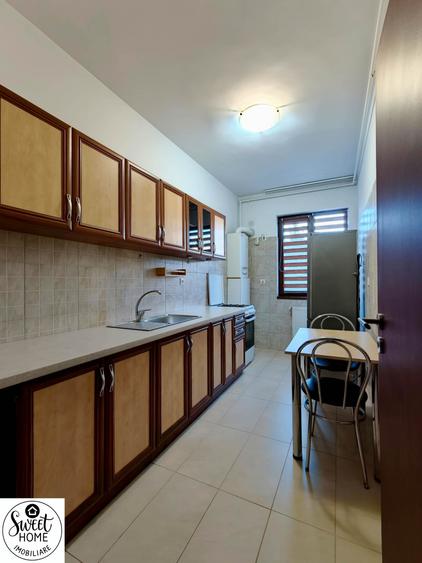 Apartament cu 2 camere decomandat în Păcii