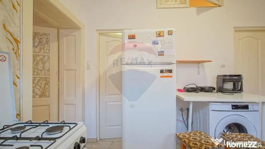 Casă cu 3 camere cu Teren 290 Mp în Central