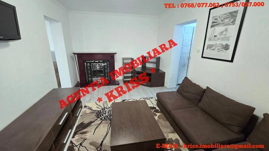 Apartament cu 3 camere semidecomandat în Central