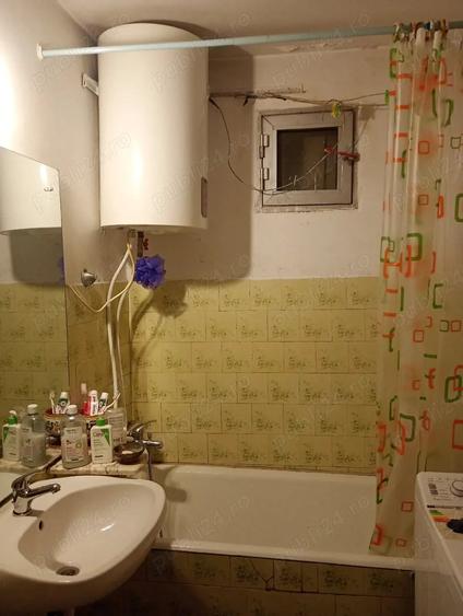 Apartament cu 3 camere decomandat în Autogară
